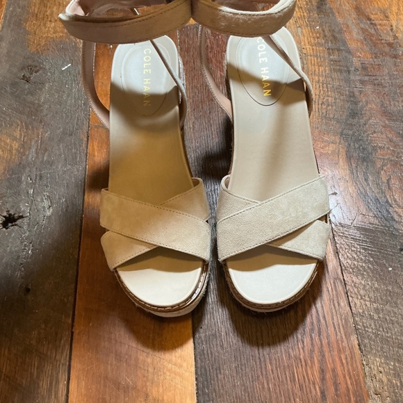 Cole Haan Suede Cross-Strap Wedge Sandals in Beige Size 7.5B - Picture 4 of 11